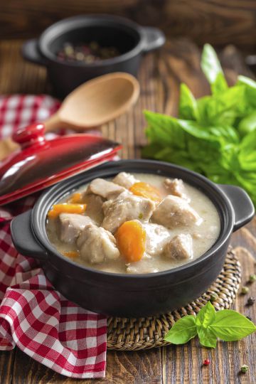 Ragoût de veau aux carottes et oignons Ragoût de veau aux carottes et oignons