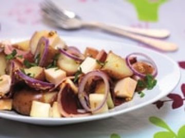 Salade de pommes de terre au Reblochon et magret de canard Salade de pommes de terre au Reblochon et magret de canard