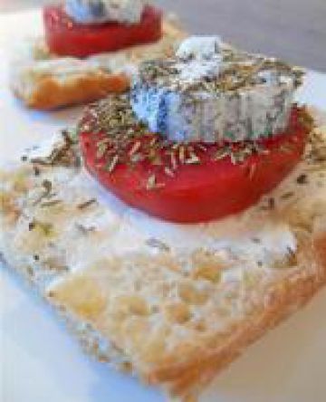 Bruschetta tomate et chèvre chaud Bruschetta tomate et chèvre chaud