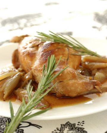 Lapin rôti aux pommes et au cidre Lapin rôti aux pommes et au cidre