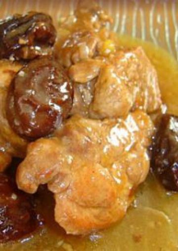 Sauté de porc épicé aux pruneaux Sauté de porc épicé aux pruneaux