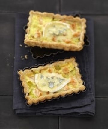 Tarte fondante au Bresse Bleu, saumon et poireau Tarte fondante au Bresse Bleu, saumon et poireau