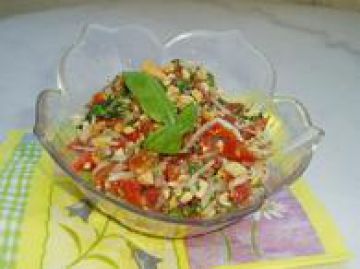 Tartare de tomates cerises, soja et noix de cajou