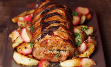 Rôti de porc farci à la sauge Rôti de porc farci à la sauge