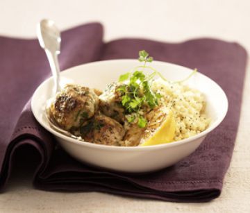 Boulettes de poisson à la coriandre et semoule au pavot Boulettes de poisson à la coriandre et semoule au pavot