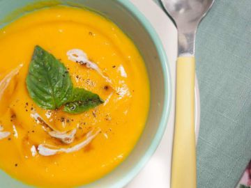 Velouté de potimarron et basilic Velouté de potimarron et basilic