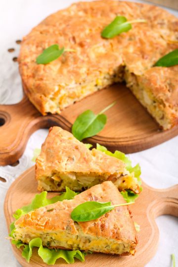 Quiche sans pâte au thon, mimolette et fines herbes Quiche sans pâte au thon, mimolette et fines herbes
