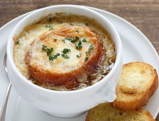 Soupe Light à l’Oignon Gratinée Soupe Light à l’Oignon Gratinée