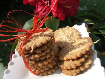Biscuits paprika et graines de pavot pour l'apéritif Biscuits paprika et graines de pavot pour l'apéritif