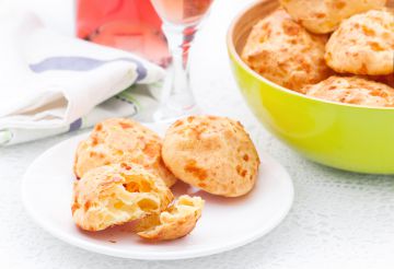 Gougères à la mimolette Gougères à la mimolette