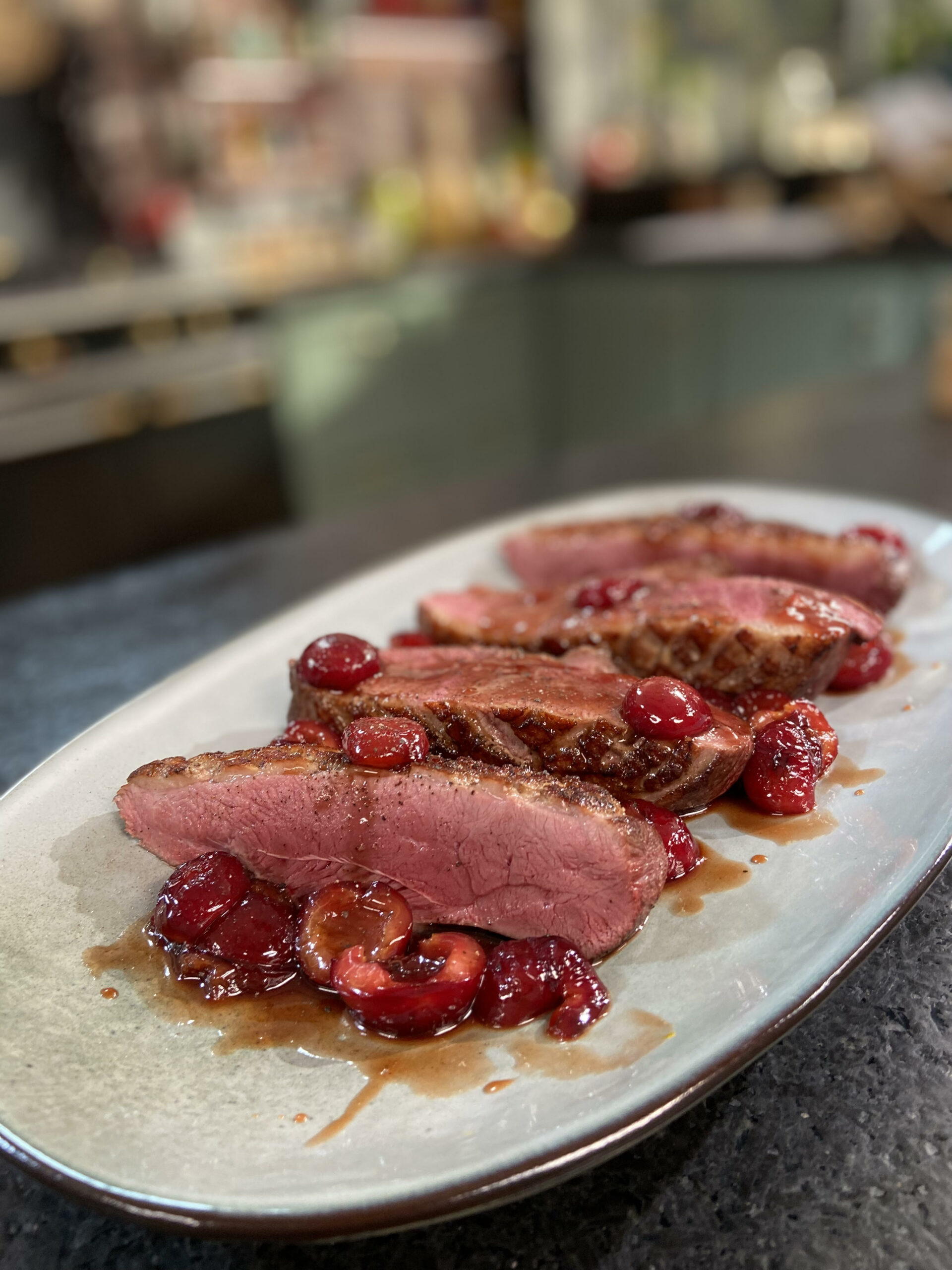 MAGRET DE CANARD AUX CERISES (LAURENT MARIOTTE°
