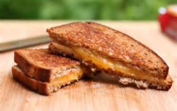 Le grilled cheese (sandwich) Le grilled cheese (sandwich)