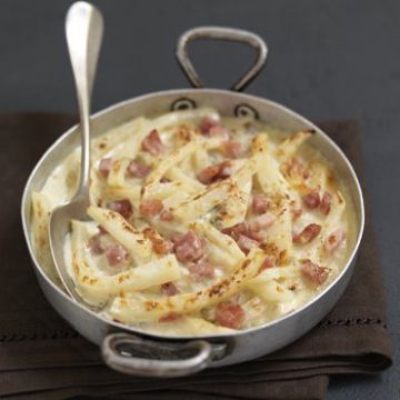 Gratin de céleri-rave au jambon et à la crème de roquefort Gratin de céleri-rave au jambon et à la crème de roquefort