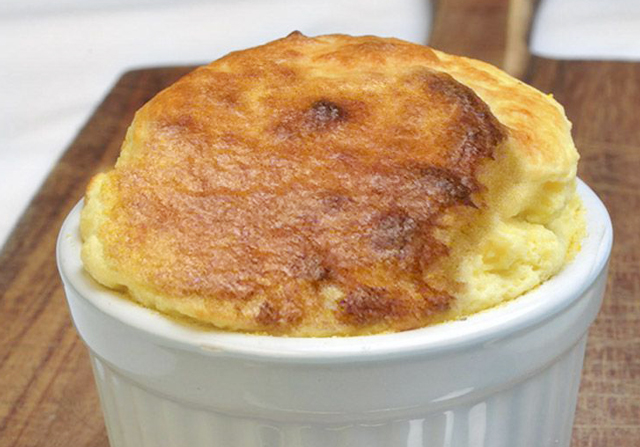 Soufflé Léger aux fromages et bacon Soufflé Léger aux fromages et bacon