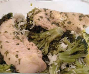 Filets de poulet sauce citron vert basilic Filets de poulet sauce citron vert basilic