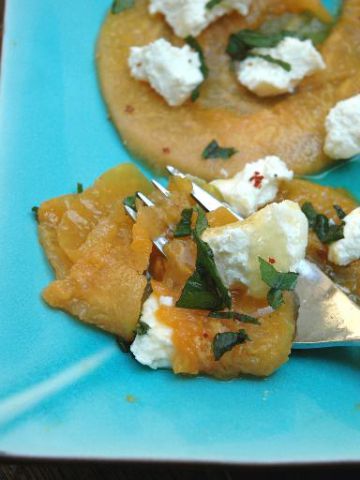 Melon à la feta et aux herbes