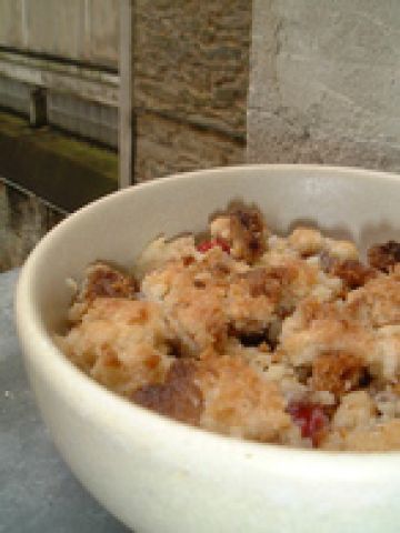 Crumble rhubarbe-cerise Crumble rhubarbe-cerise