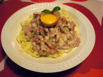 Tagliatelles carbonara 'spéciales' Tagliatelles carbonara 'spéciales'