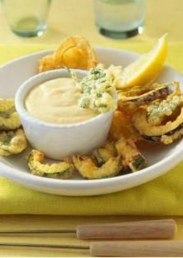 Tempura de courgette à la sauce au citron Tempura de courgette à la sauce au citron
