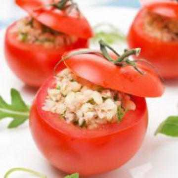 Tomates farcies au crabe et aux crevettes Tomates farcies au crabe et aux crevettes