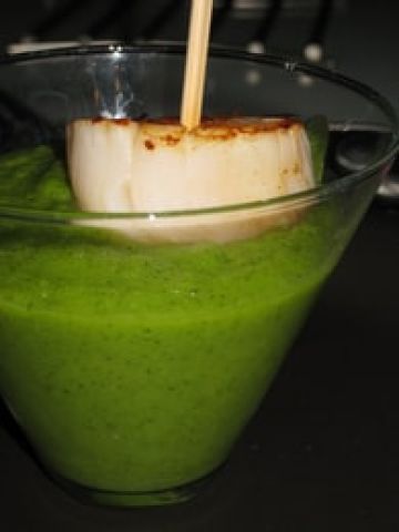 Gaspacho de courgettes et sa noix de Saint-Jacques Gaspacho de courgettes et sa noix de Saint-Jacques