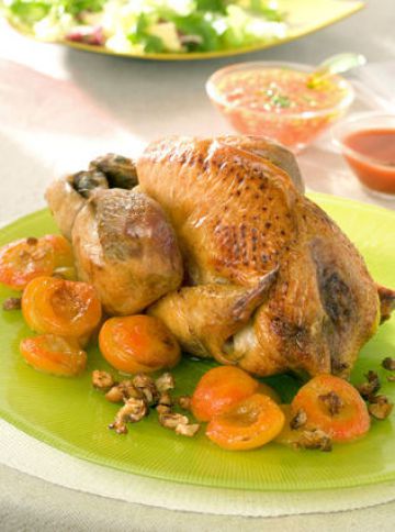 Pintade au four aux abricots et noisettes Pintade au four aux abricots et noisettes
