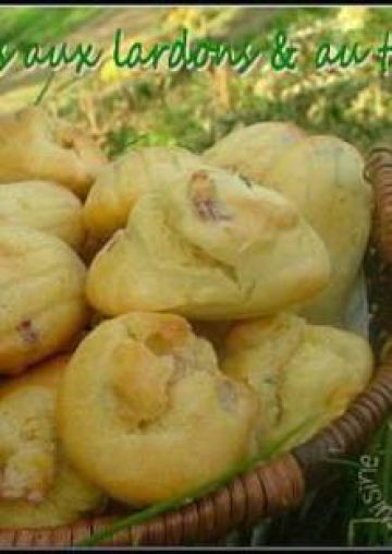 Des madeleines salées, aux lardons & au thym Des madeleines salées, aux lardons & au thym
