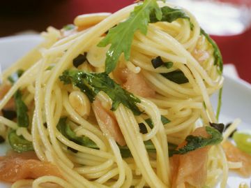 Pâtes au saumon fumé et à la roquette Pâtes au saumon fumé et à la roquette