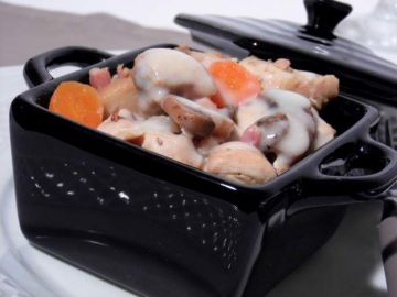 Blanquette de dinde à l'ancienne Blanquette de dinde à l'ancienne