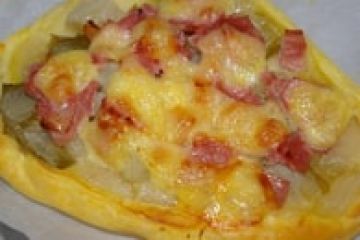 Feuilletés aux endives, jambon et gruyère Feuilletés aux endives, jambon et gruyère