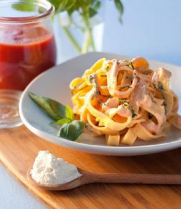 Tagliatelles à la ricotta et basilic Tagliatelles à la ricotta et basilic