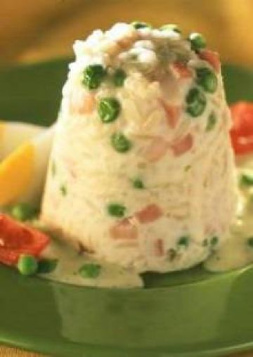 Timbale de riz aux petits pois et dés de jambon Timbale de riz aux petits pois et dés de jambon