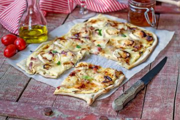Tarte flambée au chèvre Tarte flambée au chèvre