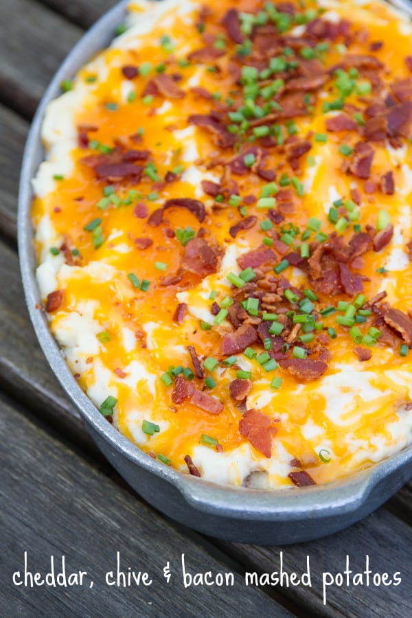 Purée de pommes de terre gratinée au cheddar et au bacon Purée de pommes de terre gratinée au cheddar et au bacon