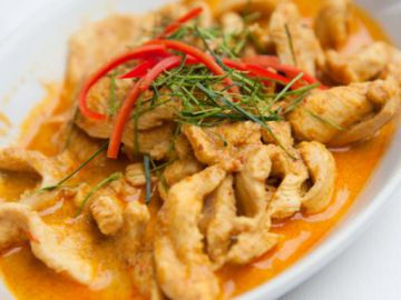 Poulet au curry et noix de coco Poulet au curry et noix de coco