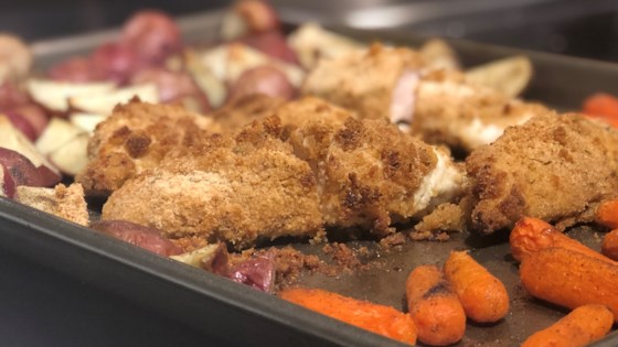Sheet Pan Dinner with Chicken and Veggies Sheet Pan Dinner with Chicken and Veggies
