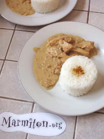 Poulet curry et oignons facile Poulet curry et oignons facile