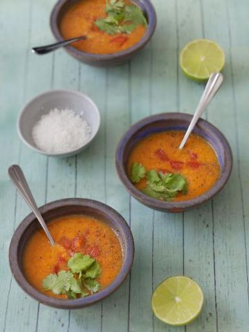 Soupe indienne à la tomate (Shorba) Soupe indienne à la tomate (Shorba)