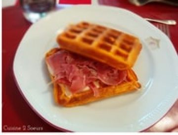 Gaufres de patate douce au jambon cru Gaufres de patate douce au jambon cru