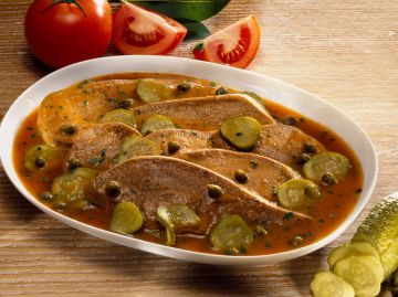 Langue de veau sauce piquante