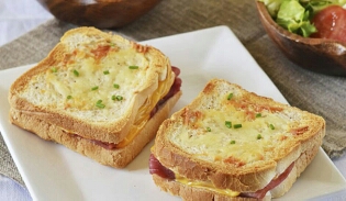 Croque monsieur au saumon Croque monsieur au saumon