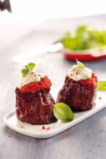 Aubergines grillées à la tomates et à la brousse Aubergines grillées à la tomates et à la brousse