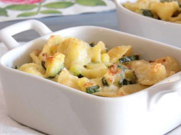 Gratin de pâtes et courgettes au chèvre frais Gratin de pâtes et courgettes au chèvre frais