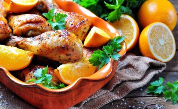 Poulet rôti aux agrumes et à l'ail Poulet rôti aux agrumes et à l'ail