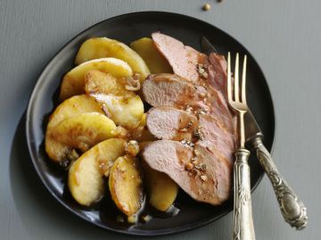 Magret de canard au miel, sauce soja et pommes Magret de canard au miel, sauce soja et pommes