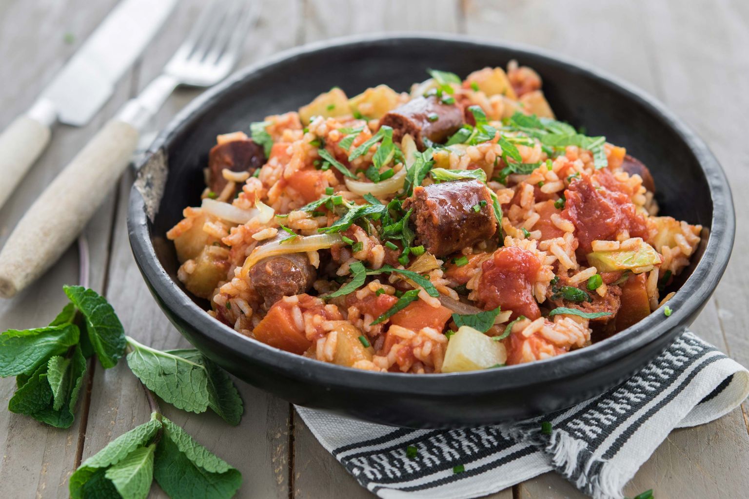 Sauté de merguez à la menthe Sauté de merguez à la menthe