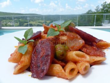 Penne au chorizo et aux olives Penne au chorizo et aux olives