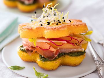Croustillant de polenta au melon Croustillant de polenta au melon