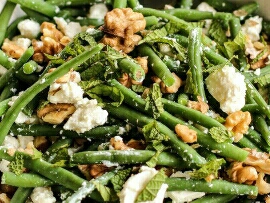 Salade de haricots verts, menthe et noix Salade de haricots verts, menthe et noix