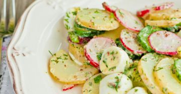 Salade de pommes de terre, radis et concombre Salade de pommes de terre, radis et concombre